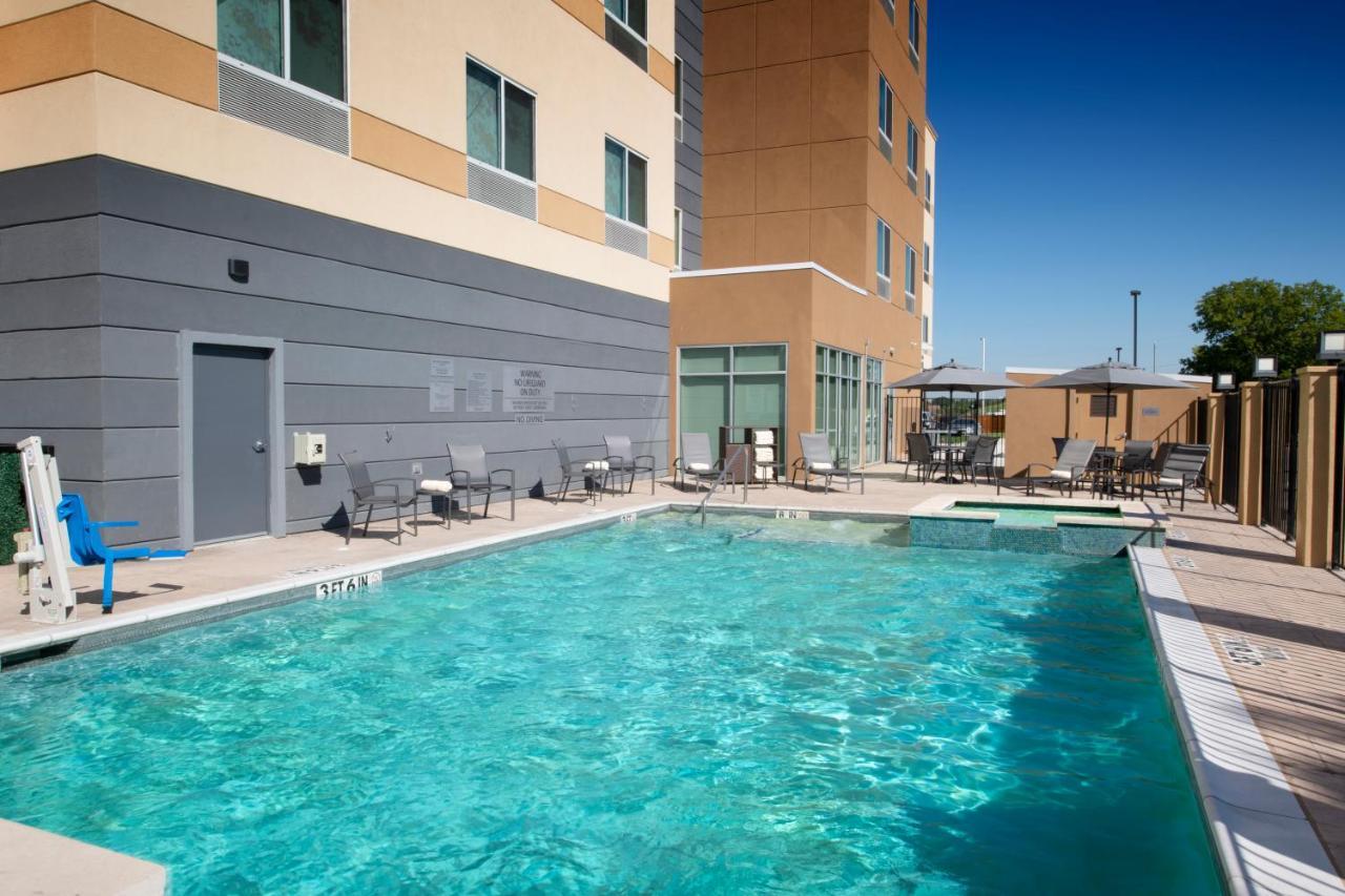 Fairfield By Marriott Inn & Suites Dallas East Exterior foto